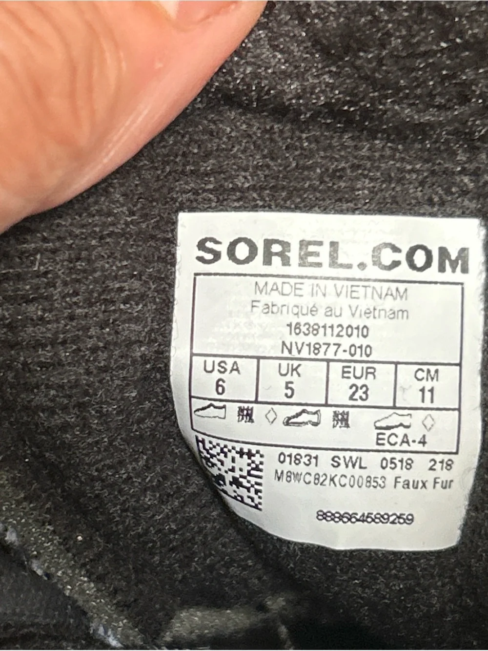 Sorel Commander Snow Boots Black  Kids Sz 6 Waterproof New Back To School